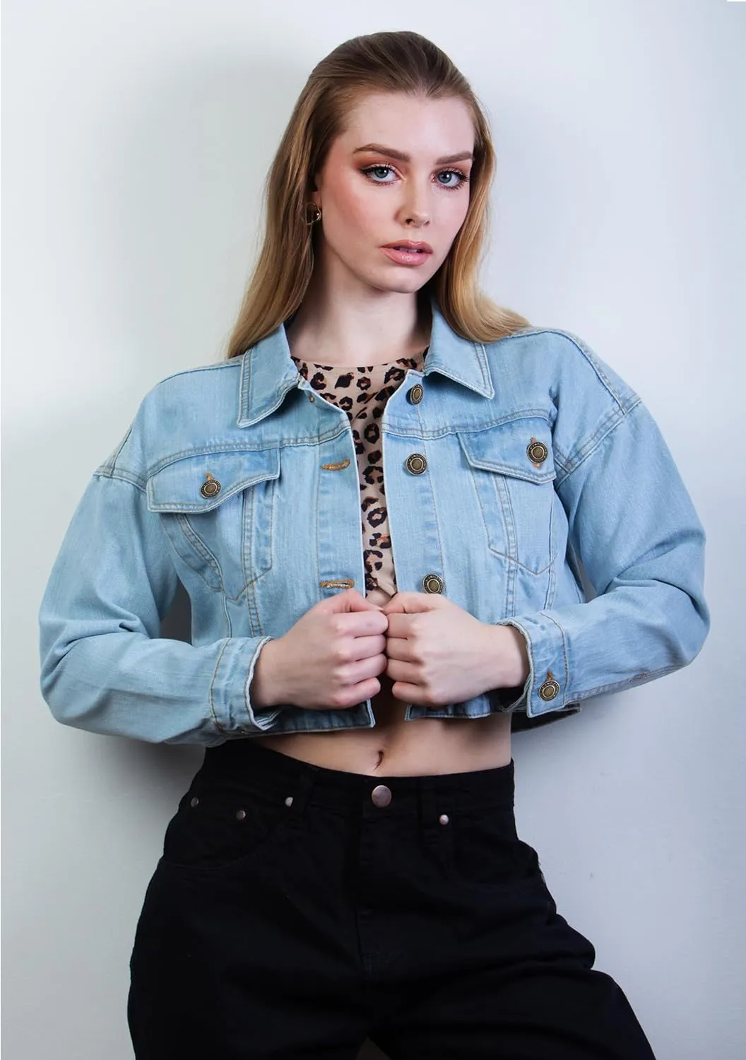 2025 Cropped Denim Jacket for Women Stretchy Fitted with 2 Pockets  Lightweight Trendy Short Jean Shacket