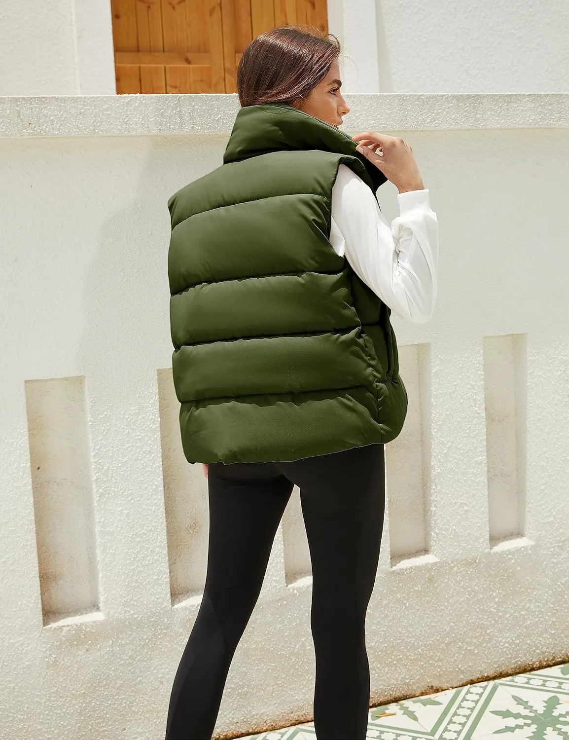 EsheSy Women's Puffer Vest Zip Up Sleeveless Lightweight Stand Collar Padded Gilet