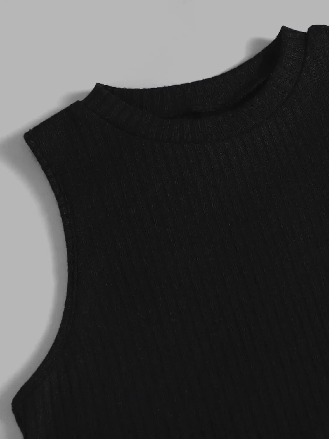 Floerns Women's 2 Piece Sleeveless Rib Knit Round Neck Camisole Tank Top