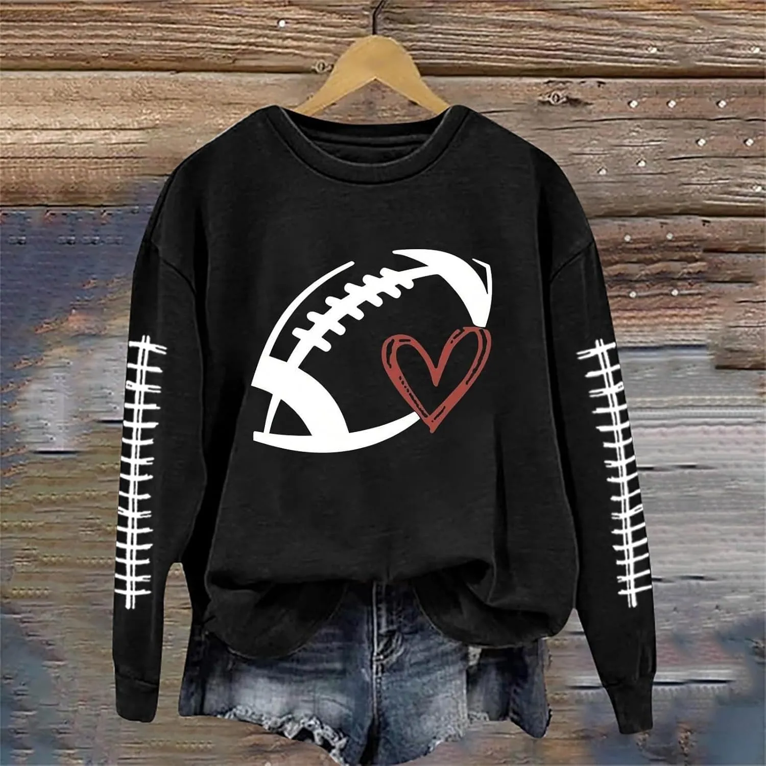 Game Day Sweatshirt Women Heart Football Graphic Sweatshirt Fall Long Sleeve Pullover Tops Football Mom Sweatshirt