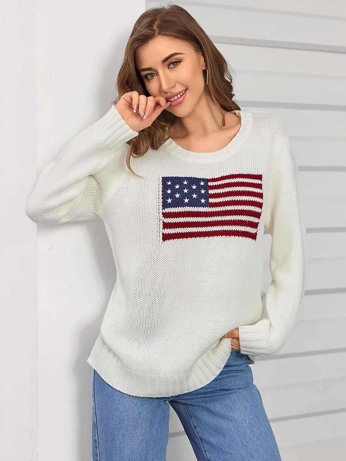 GORGLITTER Women's American Flag Graphic Long Sleeve Sweater Knit Round Neck Pullover Top