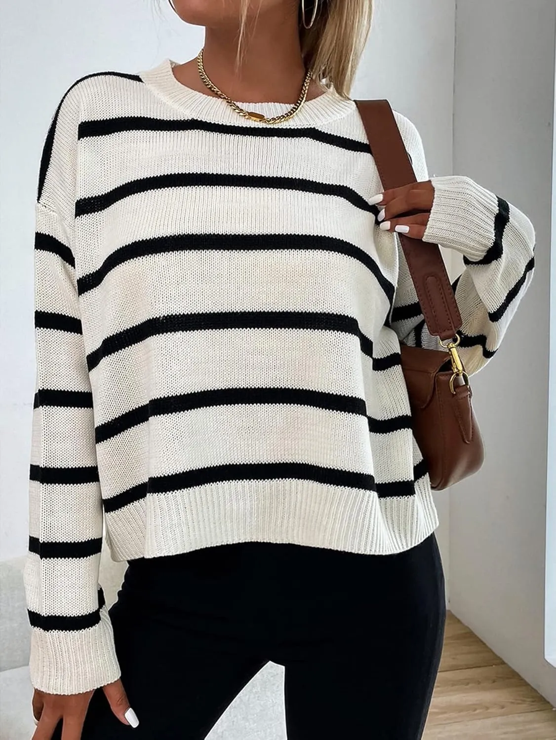GORGLITTER Women's Striped Drop Shoulder Sweater Oversized Crew Neck Knit Sweaters Pullover Top