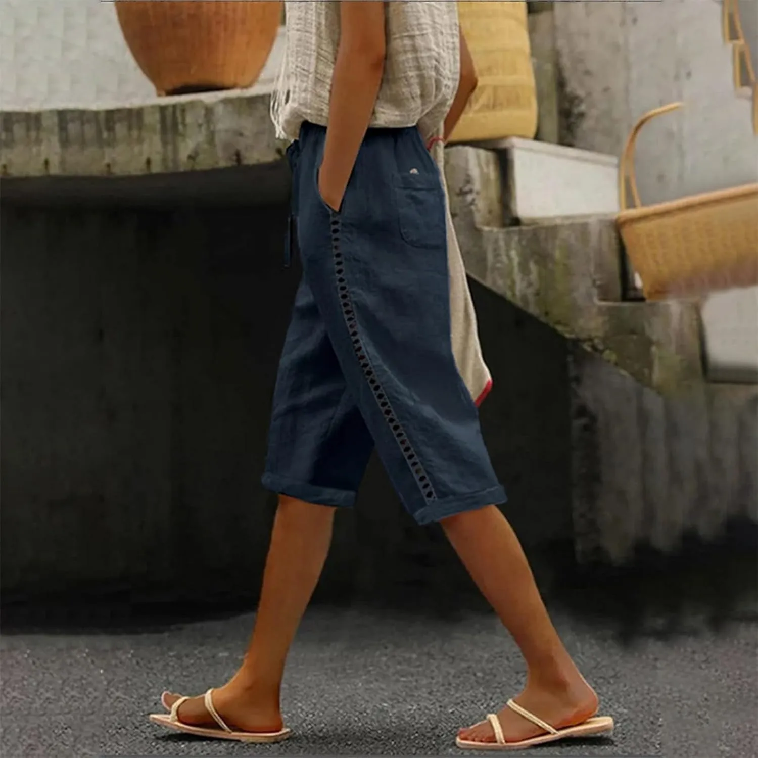 Linen Shorts for Women Knee Length Drawstring Elastic Waist Side Cutout Bermuda Shorts Pockets Summer Casual Shorts