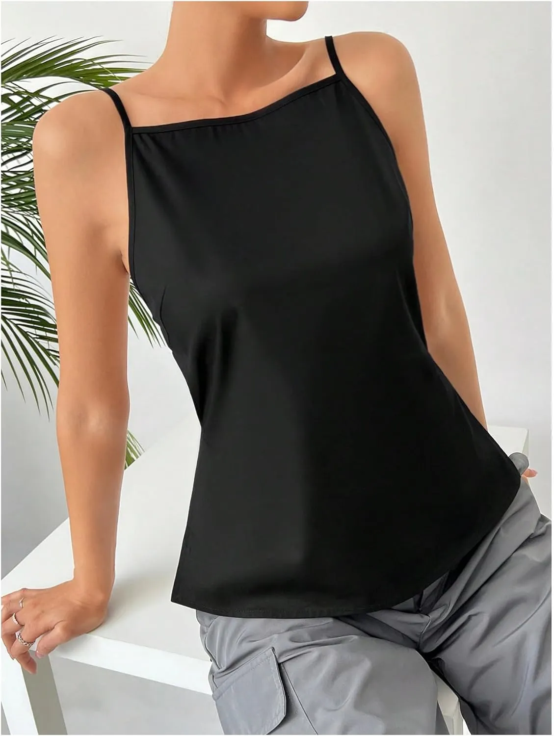 SHENHE Women's Open Back Spaghetti Strap Sexy Backless Strappy Camisole Tank Top