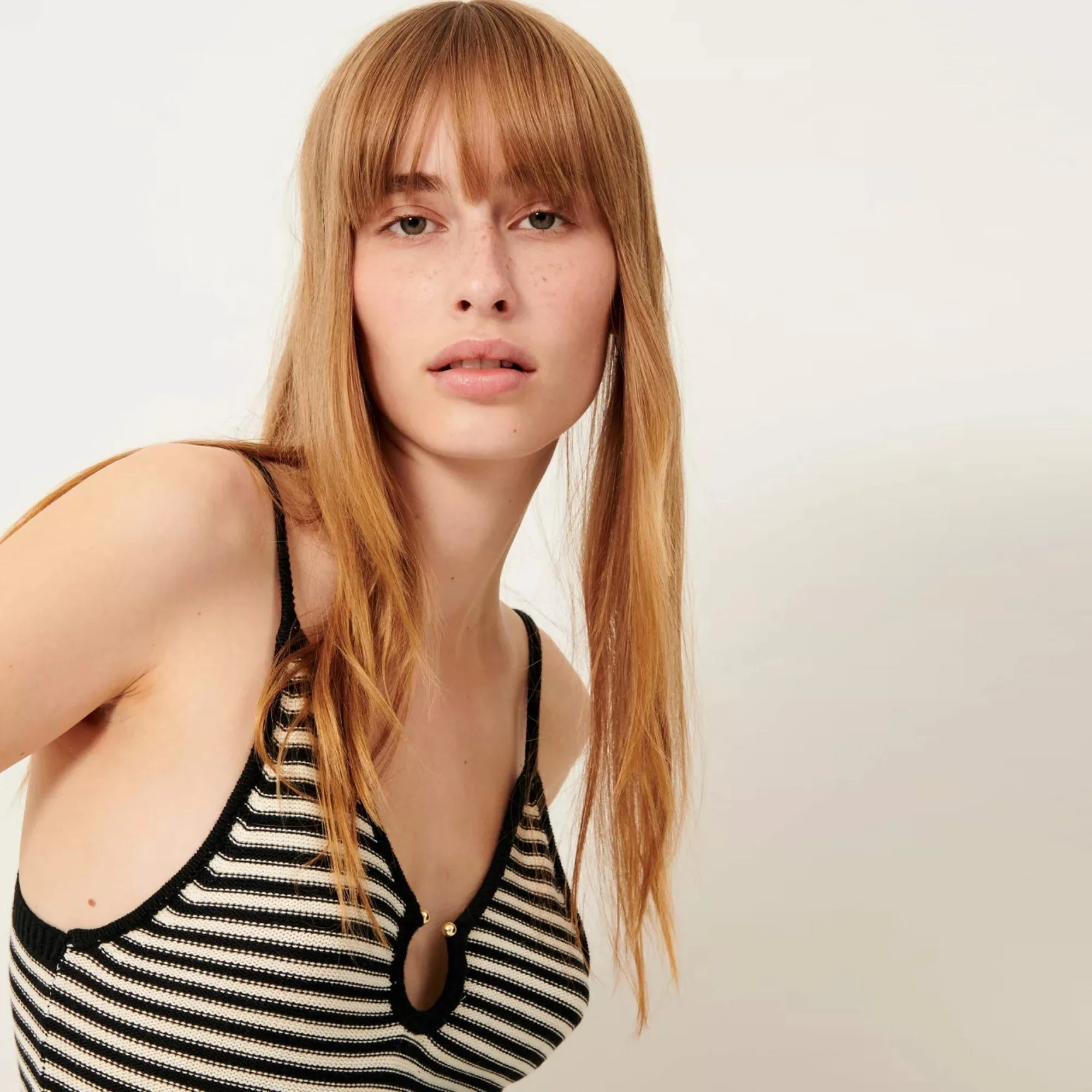 Solania Thin Straps Tank Top (Whiblack)