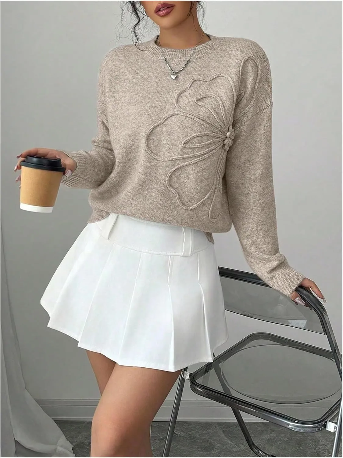 Verdusa Women's 3D Floral Pullover Sweaters Crew Neck Long Sleeve Knit Top