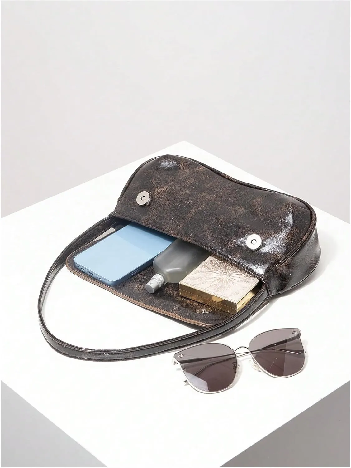 Verdusa Women's Retro Flap Shoulder Bag PU Leather Top Handle Underarm Bag Purse