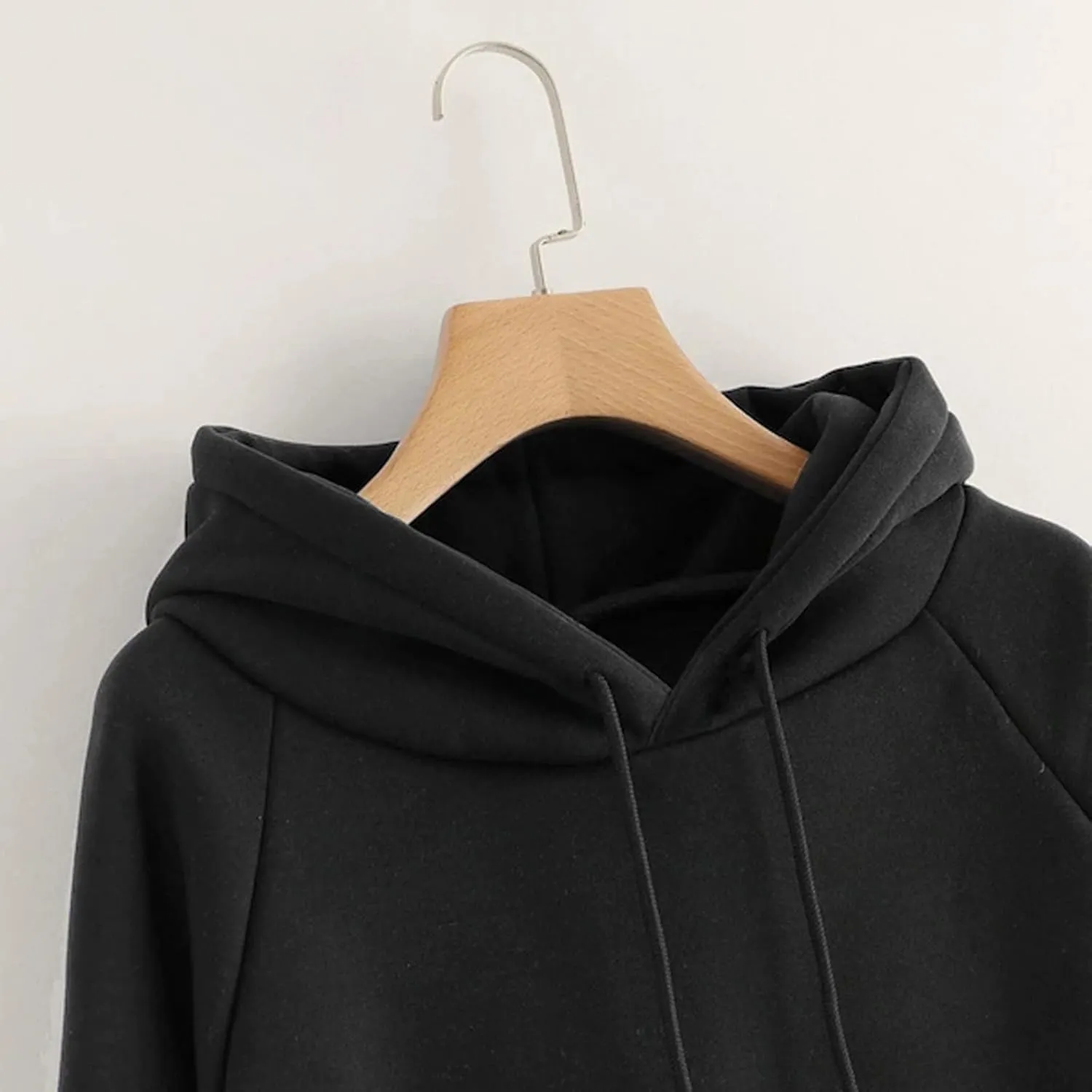 Women's Basic Hoodies Long Sleeve Classic Solid Lightweight Pullover Tops Casual Loose Fit Hooded Sweatshirt with Pocket